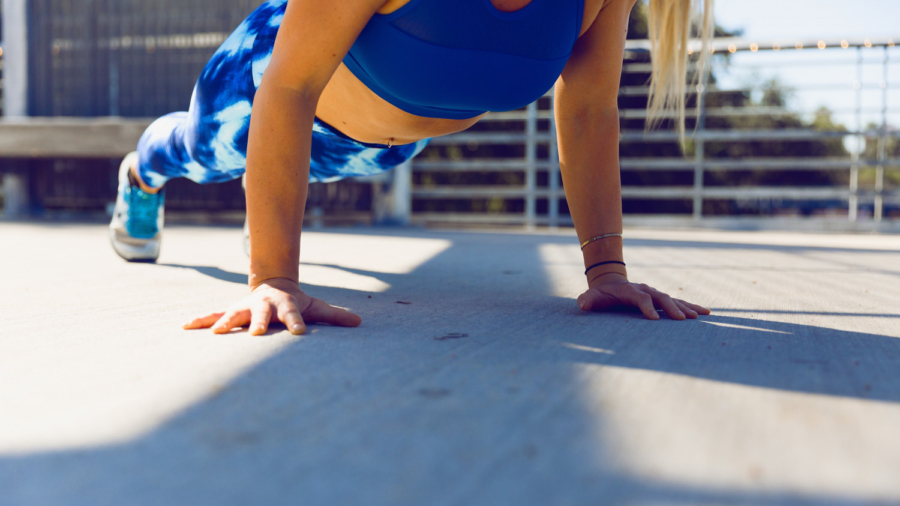 Women Who Exercise Consistently Are at Decreased Risk of Injury From Falls in Later Life: Study