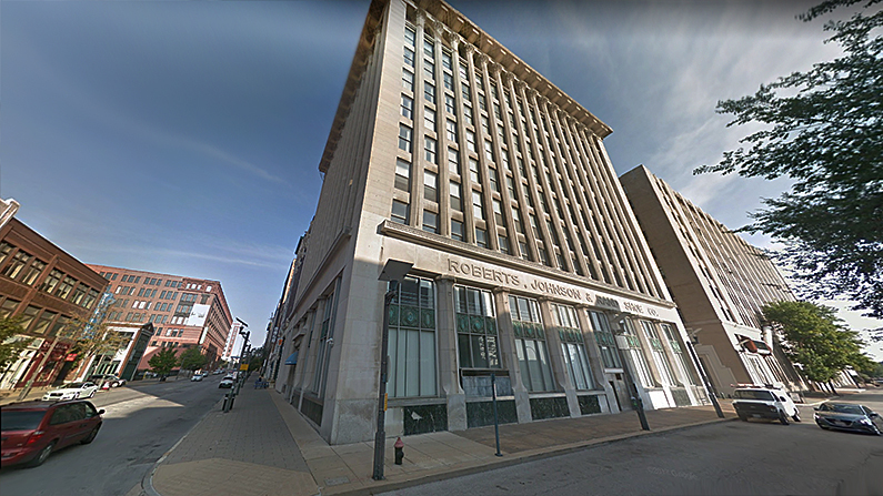 The International Shoe Building in downtown St. Louis (Google Maps screenshot)