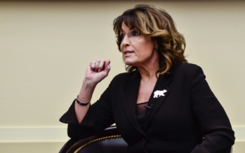 Court Revives Sarah Palin Defamation Case Against NY Times