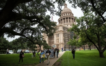 Live Q&A: Texas May Soon Vote On Secession from US With ‘TEXIT’; DHS Issues Heightened Threat Alert