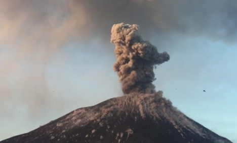 Spectacular Video Shows Anak Krakatau Erupting up Close