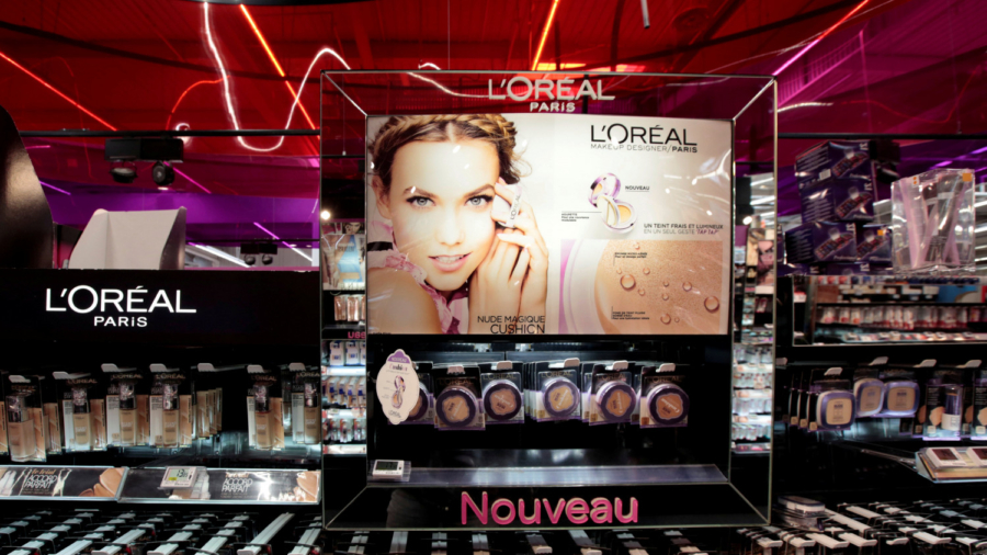 L’Oreal Adds to Facebook Sales Push With Virtual Make-Up Tests