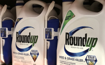 Monsanto Roundup Appeal Has Uphill Climb on ‘Junk Science’ Grounds: Legal Experts