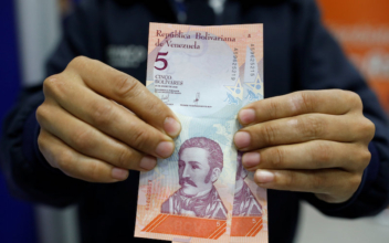 Venezuela Cuts Five Zeros From Currency as Economic Plan Sows Confusion