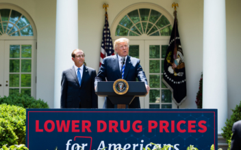 Drug Prices Index Falls Fastest Since 1960s Thanks to Trump, His Economic Advisers Say