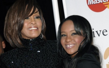 Friend Who Found Bobbi Kristina Dead Dies of Overdose
