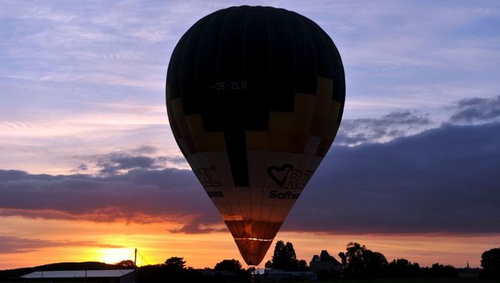 Hot Air Balloon Goes Rogue at Missouri Festival, Leaving 1 Injured