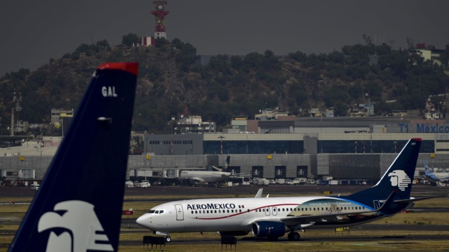11 Passengers Sue Aeromexico Over Plane Crash