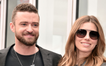 Justin Timberlake Helps Jessica Biel Fulfill Her Acrobatic Dreams