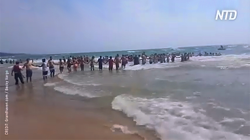 Two Swimmers Die, Some Saved From Lake Michigan Waves