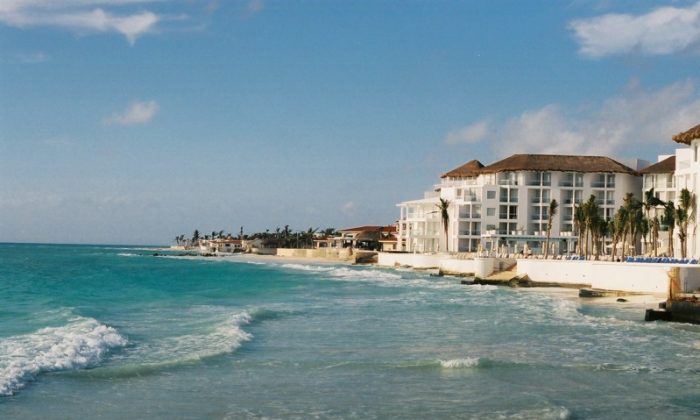 Mexico: Suspected Gang Members Killed Near Cancun Resort