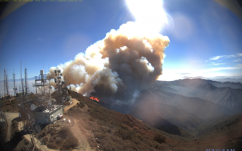 New ‘Holy Fire’ Flare-Up Jumps Containment Lines in Southern California
