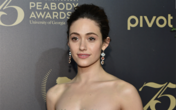 ‘Shameless’ Actress Emmy Rossum, Who Plays ‘Fiona,’ Exits After 9th Season