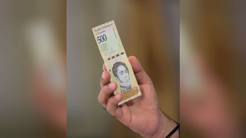 Payment Seen Unlikely on $1.1 Billion in Maturing Venezuela Bonds