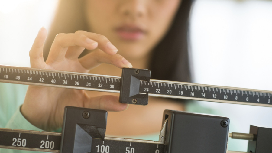 Eat Healthy and Exercise But Still Gain Weight? If So, It Might Be Your Thyroid