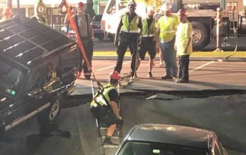 Pennsylvania Sinkhole Swallows Cars Ntd