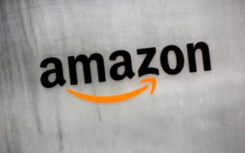 Amazon, Facing Entrenched Rivals, Says to Shut China Online Store