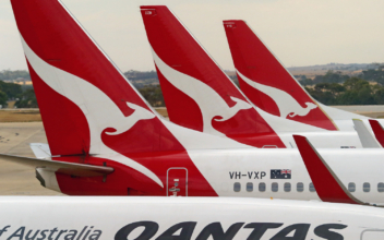 Qantas Urged to Ground Boeing 737 Fleet After Reports of Second Plane With Cracks