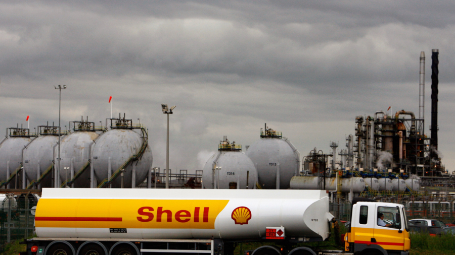 Shell and Eni Facing Massive Corporate Corruption Case Over $1.3 Billion Nigerian Oil Field