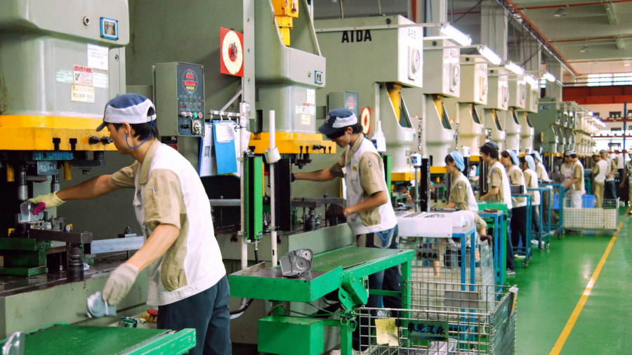 The Global Manufacturing Industry is Moving Out of China