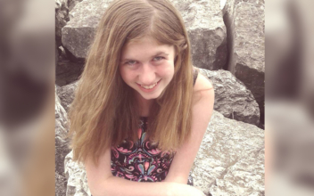 House Where Jayme Closs was Kidnapped, Parents Killed is Torn Down