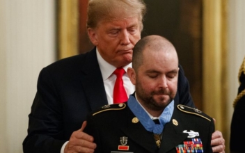 Trump Awards Soldier Medal for Heroic Action in Afghanistan