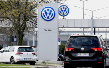 Volkswagen Burning Through $2.2 Billion a Week as CCP Virus Halts Production: CEO