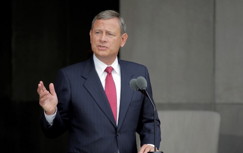 Mother of Supreme Court Chief Justice John Roberts Dies: Report