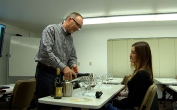 Oregon College Offers Wine-Making Degree