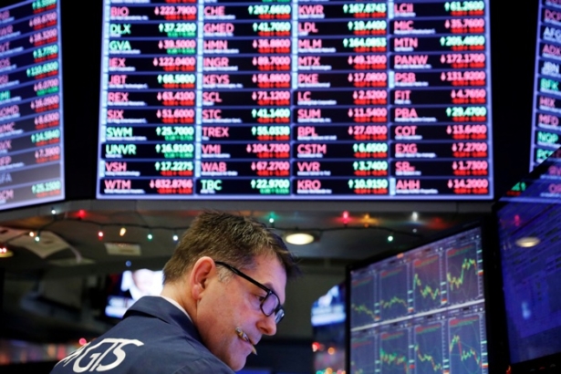 A trader works on the floor of the New York Stock Exchange shortly after the opening bell in N.Y. on Dec. 24, 2018. (Lucas Jackson/Reuters)