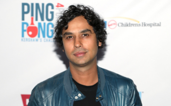 ‘Big Bang Theory’ Star Donates $5,000 to Family of Late KTLA Anchor
