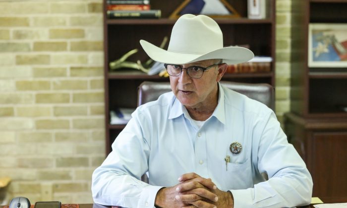 A Small Texas County Sheriff Battles With Illegal Immigrant Crime