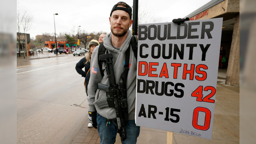 Boulder Residents Ordered to Bring Guns to Police for Certification