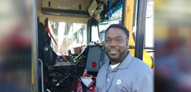 School Bus Driver Saves Money to Buy Christmas Gifts for Every Child on His Route