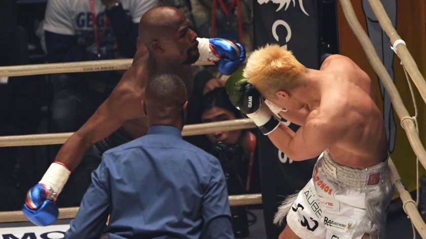 41-Year-Old Floyd Mayweather Beats a 20-Year-Old Japanese Kickboxing Champ on NYE