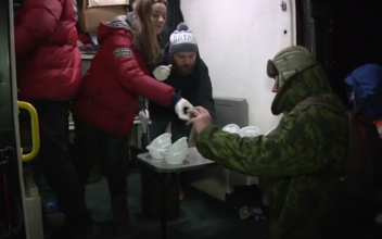 Hot Food Brings Warmth to the Poor in St. Petersburg