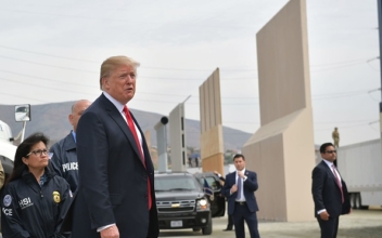 Top White House Adviser: ‘Do Whatever is Necessary to Build the Border Wall’