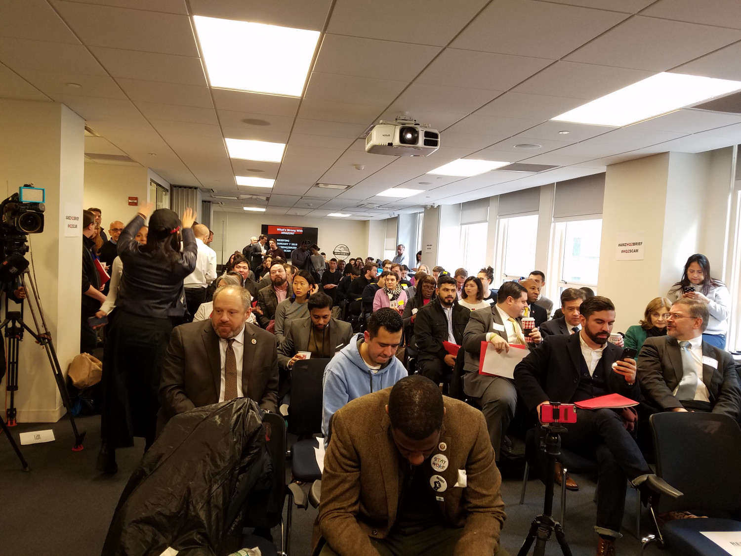 Amazon HQ2 Briefing with Seattle Council in Manhattan, New York, on Jan. 7, 2019. (Miguel Moreno/NTD News)