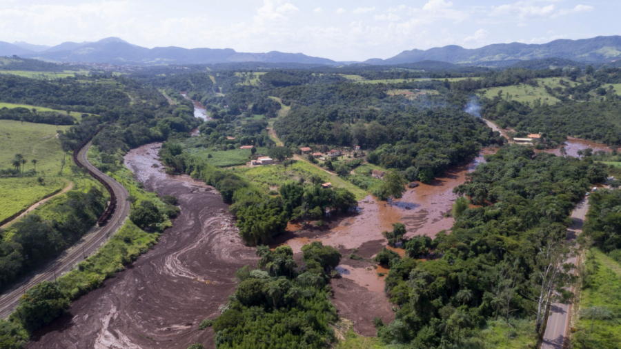 200 Missing After Brazil Dam Collapse