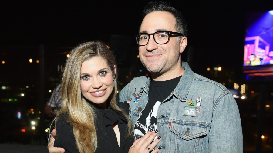 ‘Girl Meets World’ Star Danielle Fishel Expecting a Baby in July