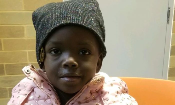 4-Year-Old Girl Found Wandering Around Detroit Streets, Police Searching for Parents