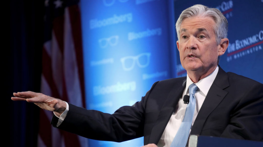 Fed’s Powell Says Shutdown Hasn’t Hurt Economy, Warns Long Layoff Could Do Damage