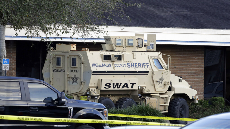 Police: 5 Fatally Shot Inside Florida Bank, Suspect Arrested