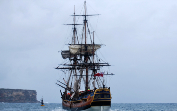 Australian PM Announces Funding for Captain Cook Voyage