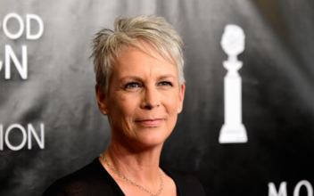 Jamie Lee Curtis Blasts Fiji Water for Forced Advertising at Golden Globes