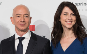 MacKenzie Bezos Reveals Donation to Group That Wants to Abolish Police, Prisons
