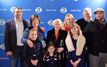 Shen Yun Inspires Family With Beauty and Goodness