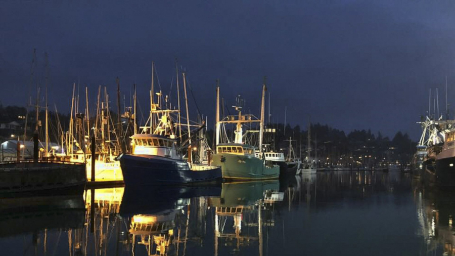 5 Missing, 2 Rescued After Crab Boat Sinks Off Alaska Coast