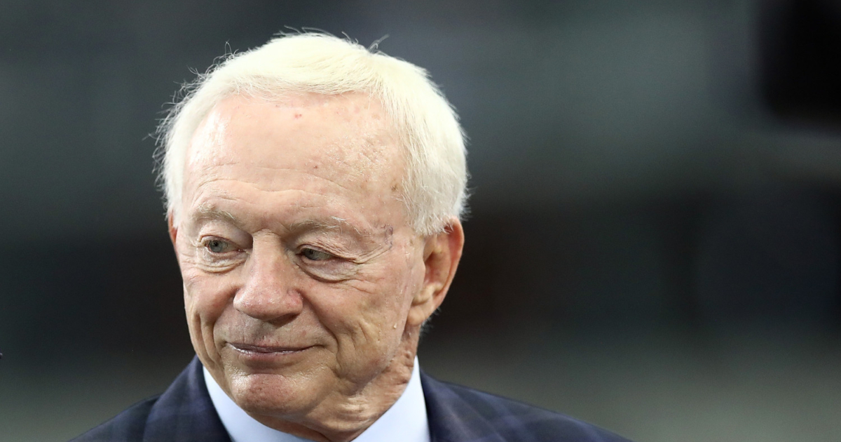 Jerry Jones, Owner of Dallas Cowboys, Buys a $250-Million Superyacht | NTD