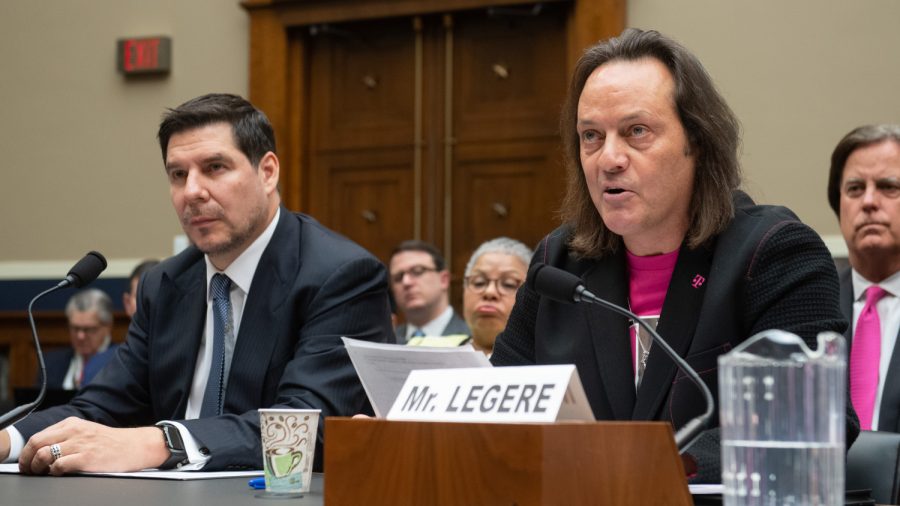 T-Mobile CEO John Legere Defends Sprint Deal in Congress
